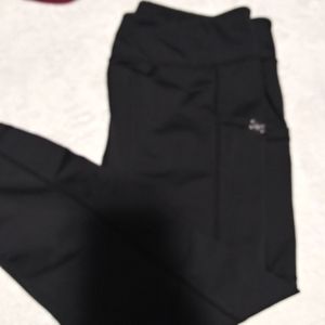 CVG Blacklisted Capri Leggings sz XL